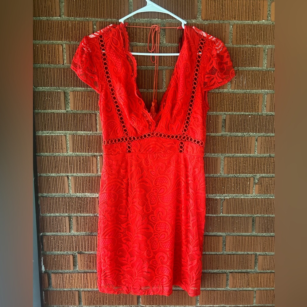 Short Sleeve Red Lace Mini Dress🌹